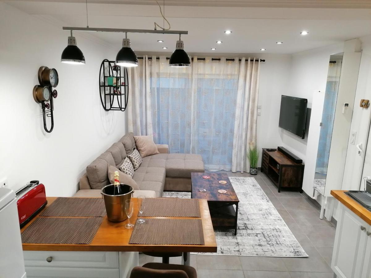 Charmant Appartement T2 Dans Villa Avec En Supplement Spa Exterieur De Mai A Septembre Laveyron Exterior foto